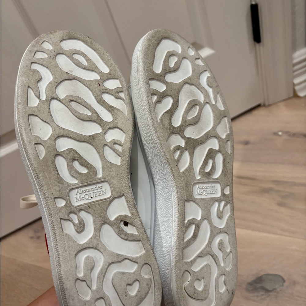 White and Alexander McQueen Red Sneakers
Lightly worn - Picture 5 of 7